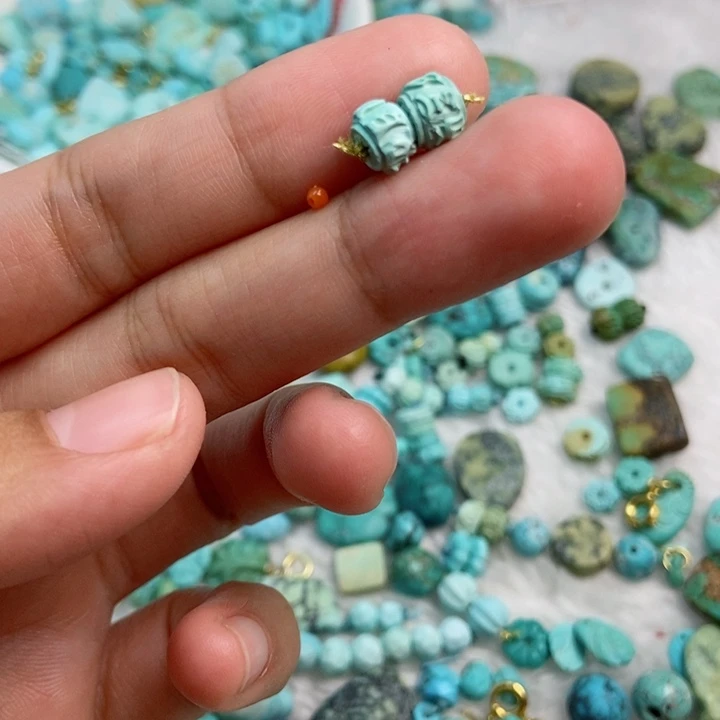 南红玛瑙未镶嵌珠宝奇石