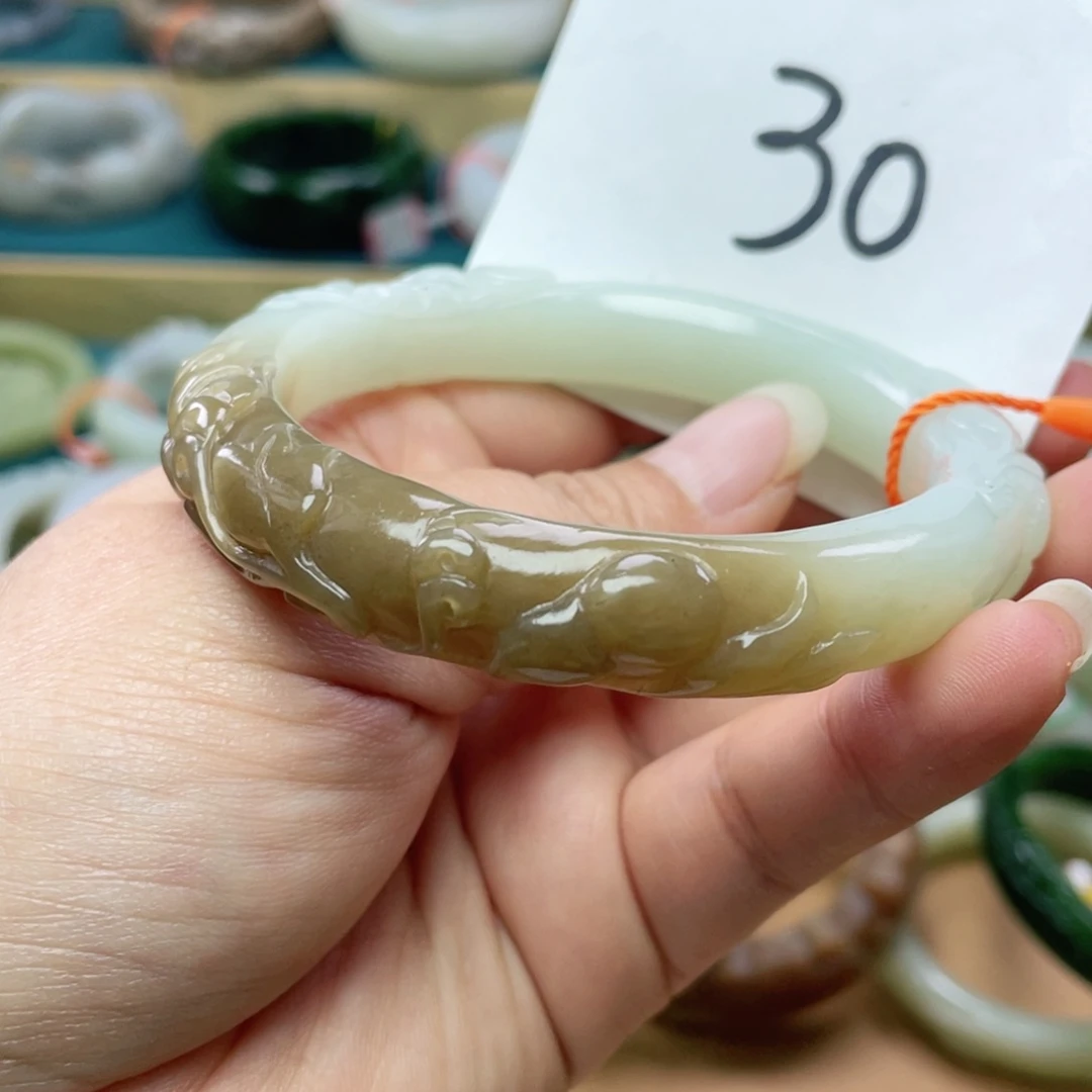 未镶嵌手镯和田玉圈口60
