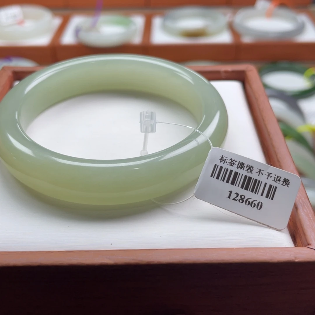 【闪购商品】未镶嵌手镯和田玉链接48