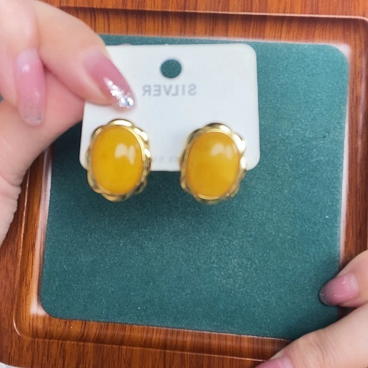 银S925镶嵌蜜蜡耳饰耳钉