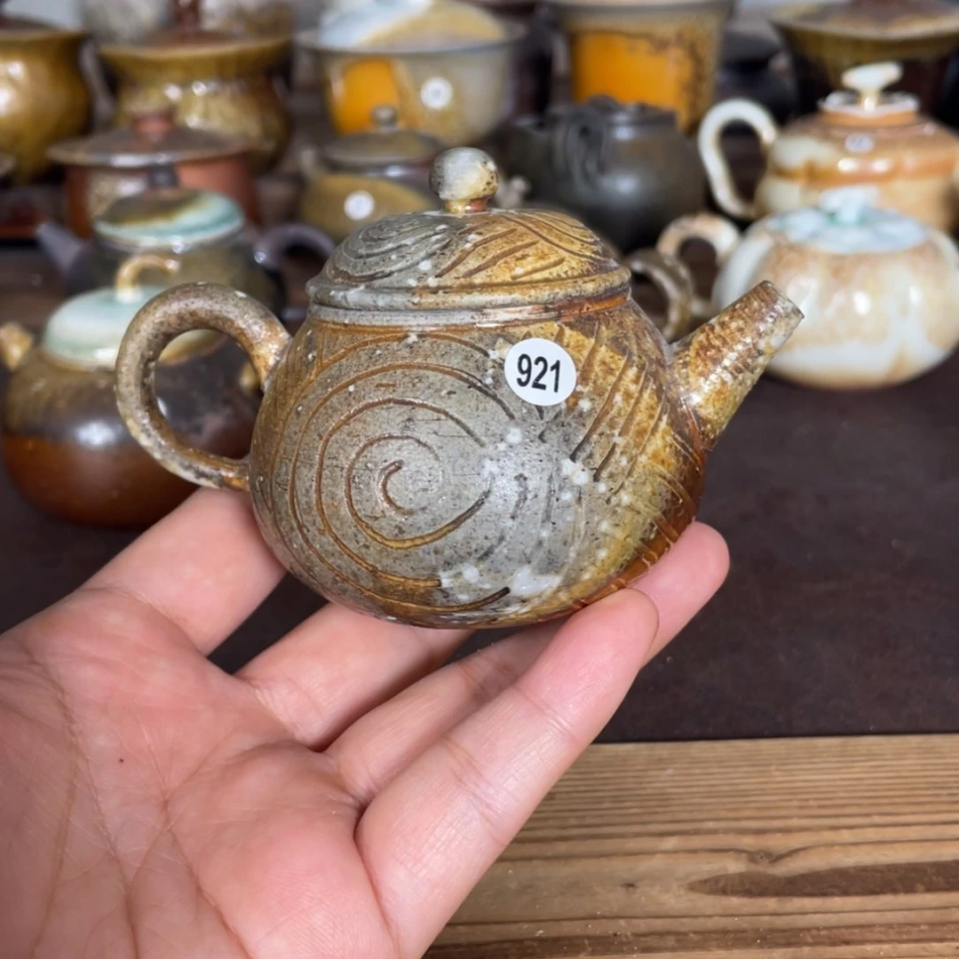 921 金珍珠柴烧。   容量120