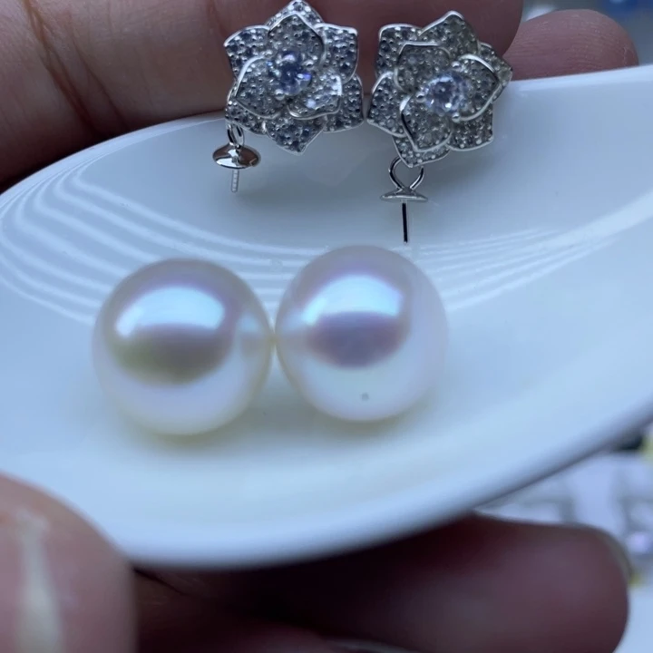 y***y银S925镶嵌耳饰淡水珍珠