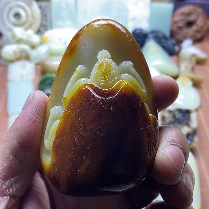 和田玉未镶嵌挂件