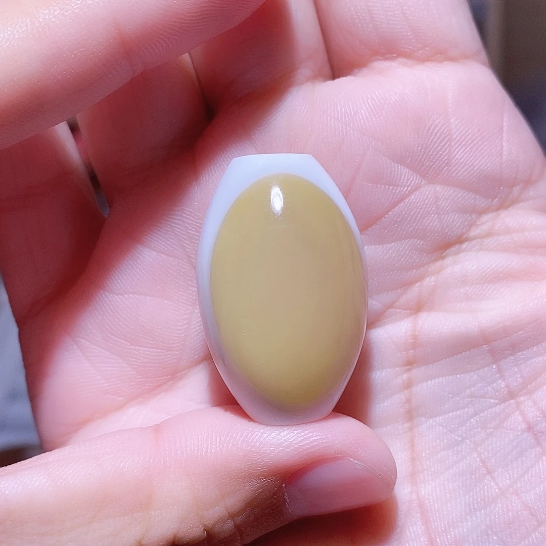 未镶嵌颈饰玛瑙/玉髓空**影