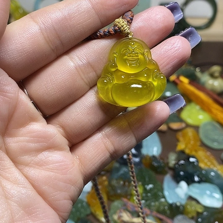 蛇纹石玉吊坠未镶嵌