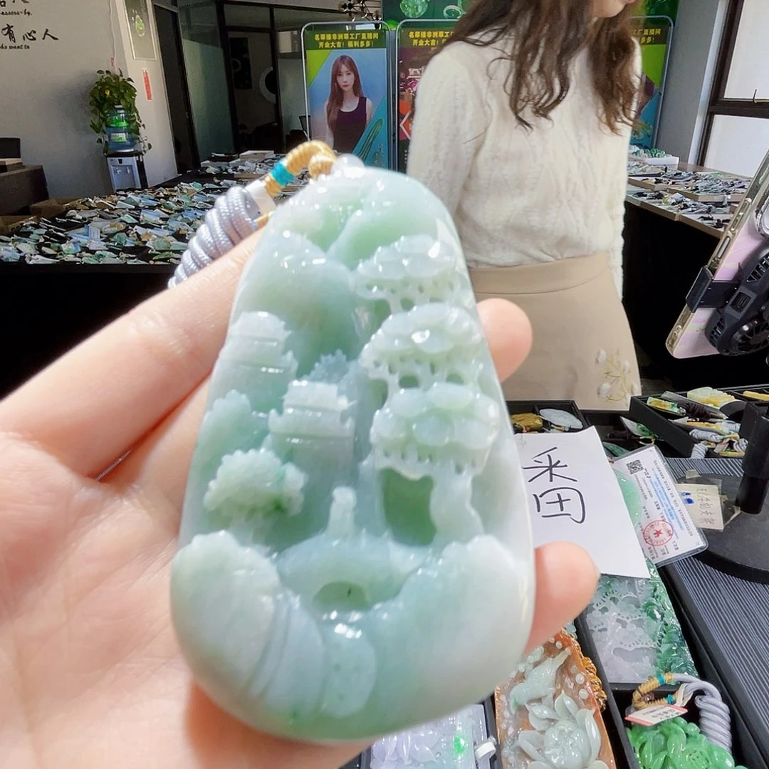 颈饰未镶嵌翡翠翡翠