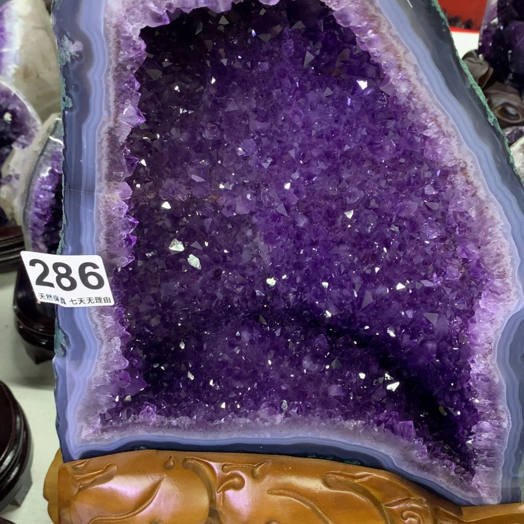 水晶水晶摆件未镶嵌好****)