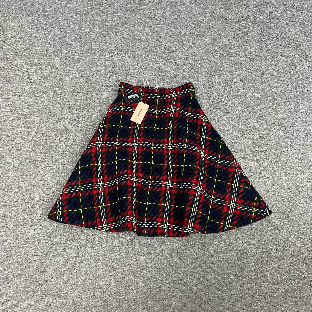 99新 AMIPARIS miumiu 格纹半身裙