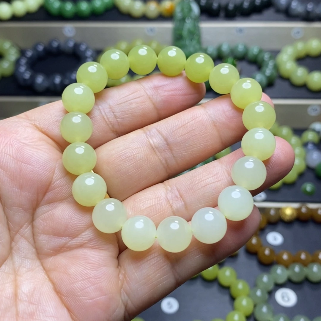 和田玉未镶嵌手串