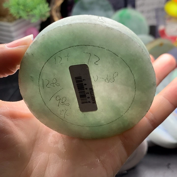 未镶嵌手镯定制翡翠