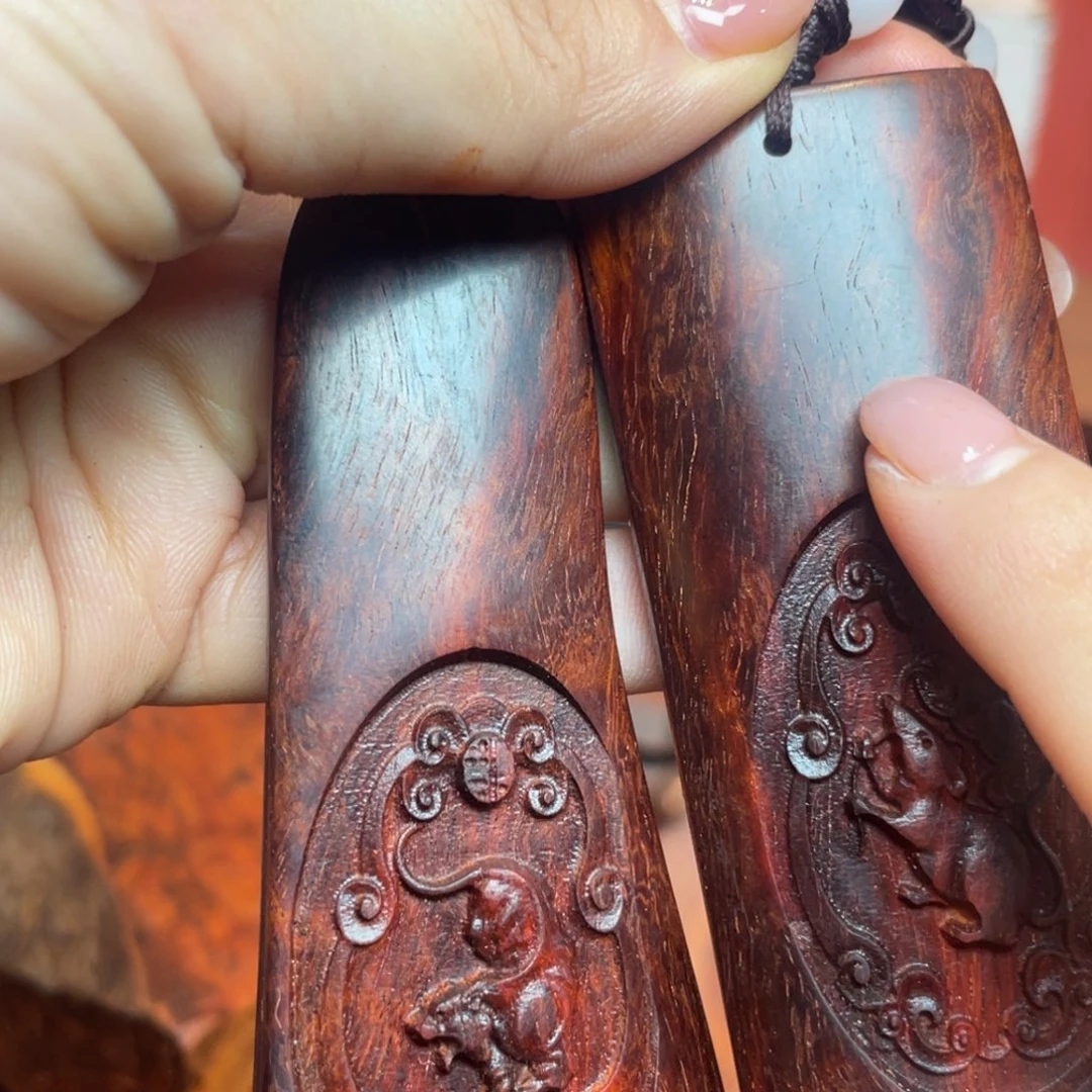 檀香紫檀（小叶紫檀）行*
