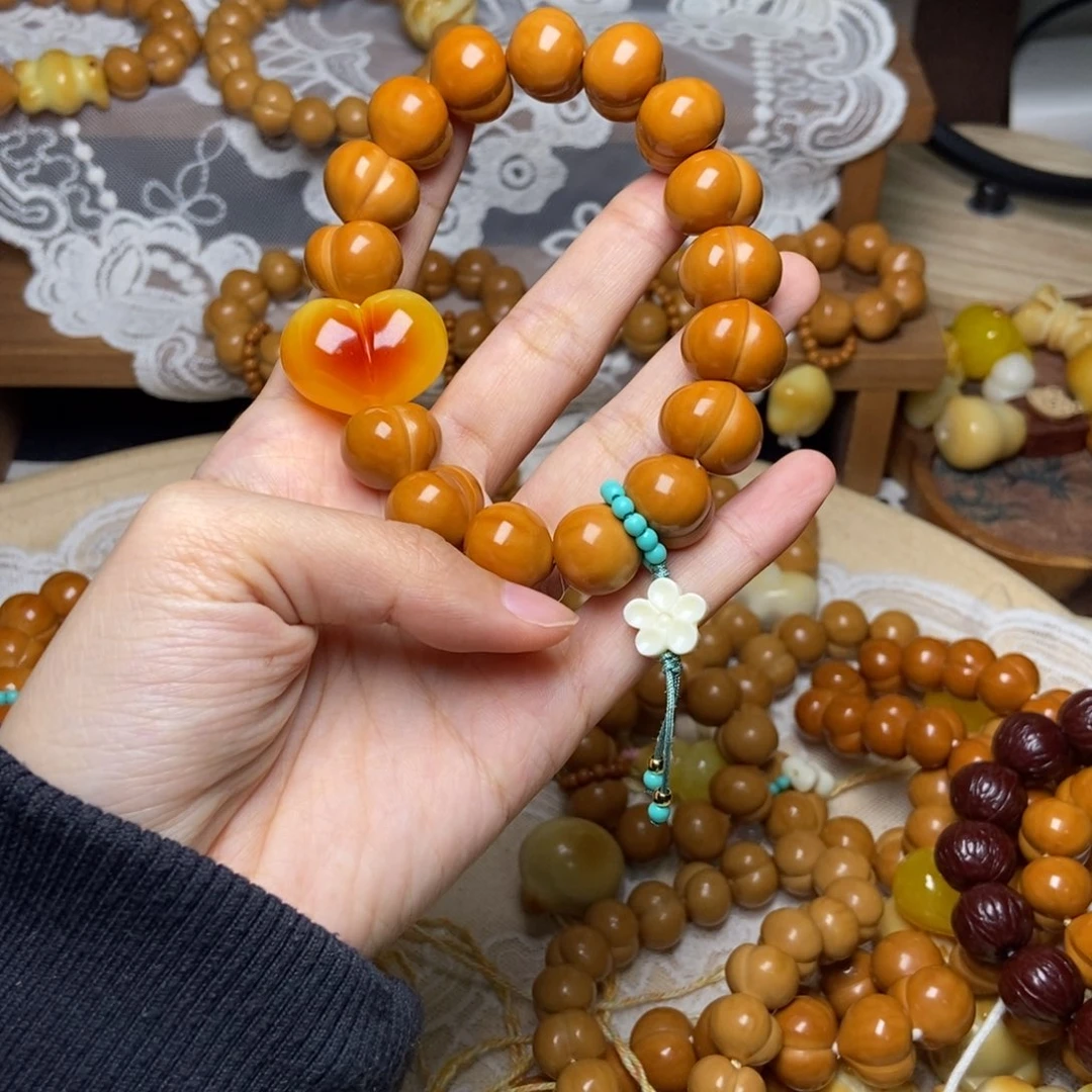 猴头核桃吊坠屁桃玻璃底卡15