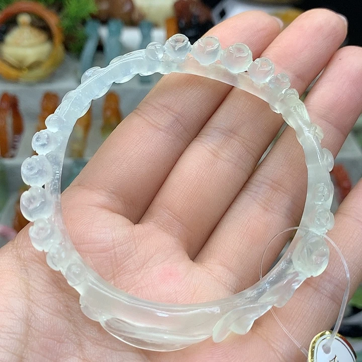 总***孤蛇纹石玉未镶嵌手镯