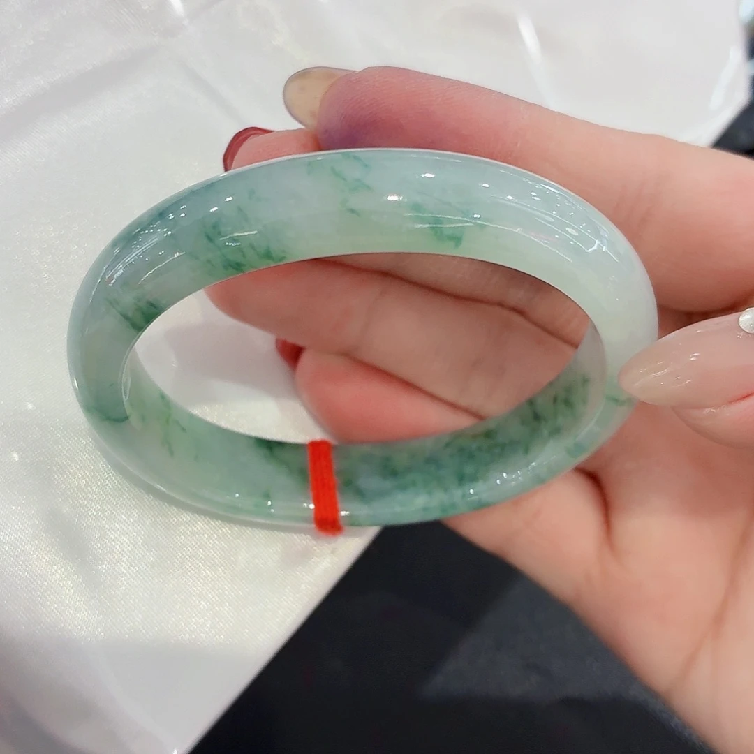 翡翠未镶嵌手镯翡翠53圈口（强推）