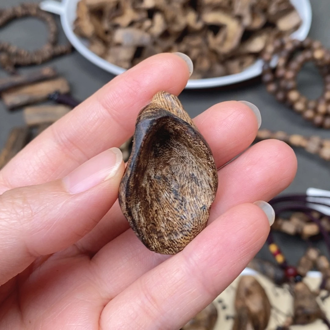 木一***丝手工艺奇楠老料树丁4.3