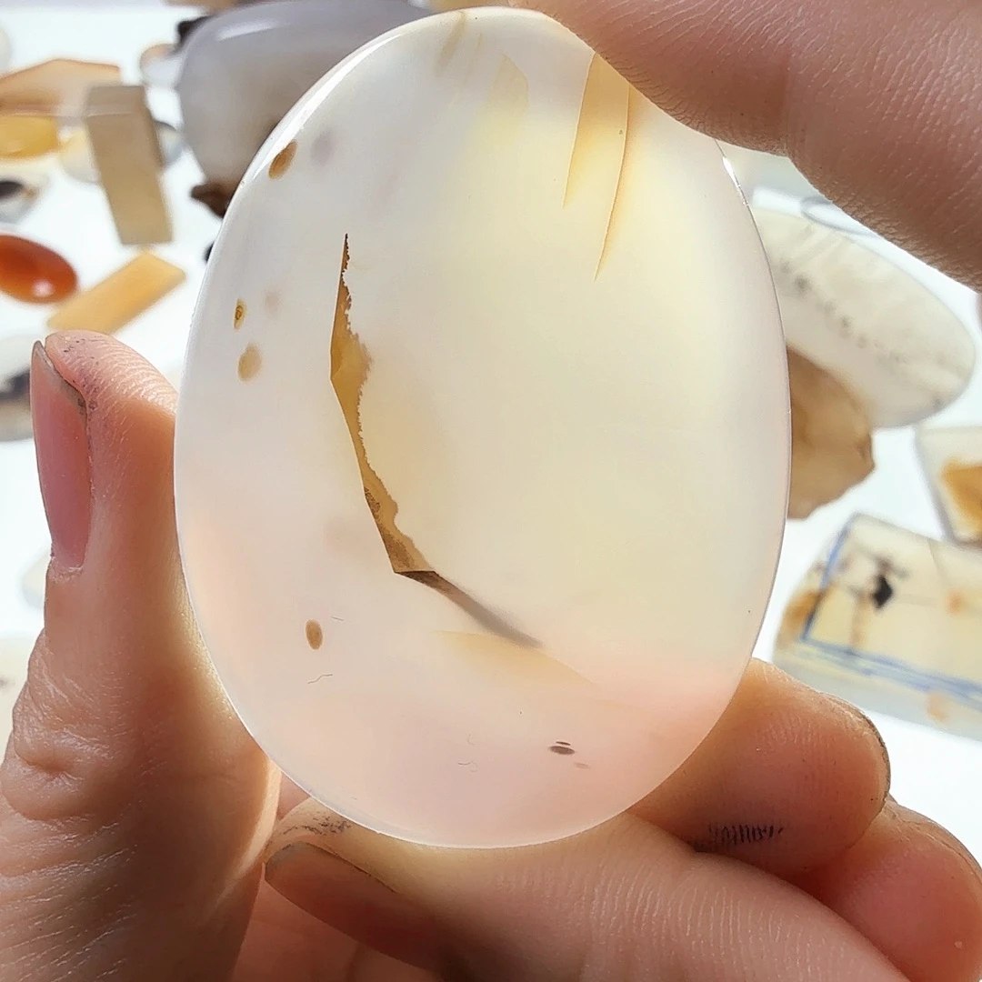 玛瑙/玉髓未镶嵌珠宝半成品