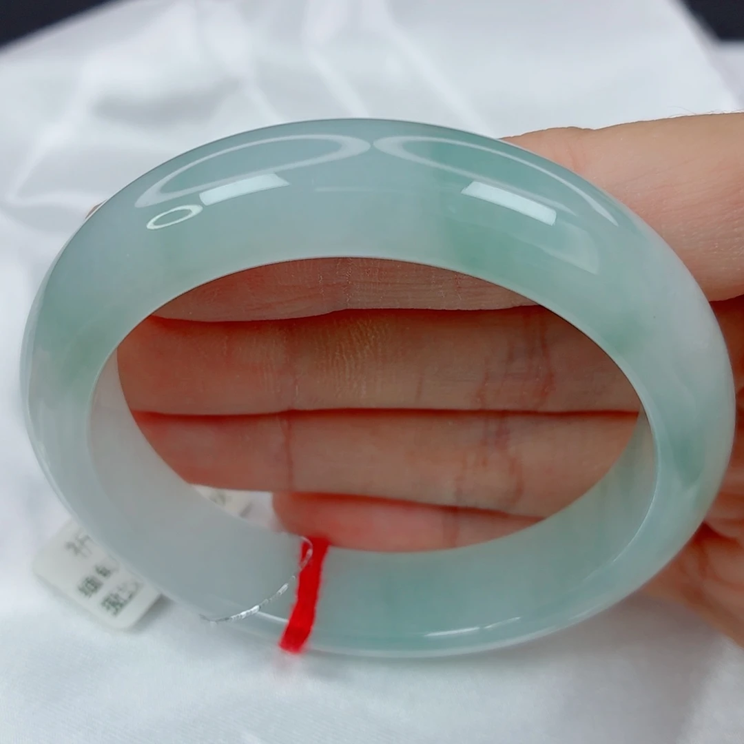 翡翠未镶嵌手镯53正圈，清秀胶润，029