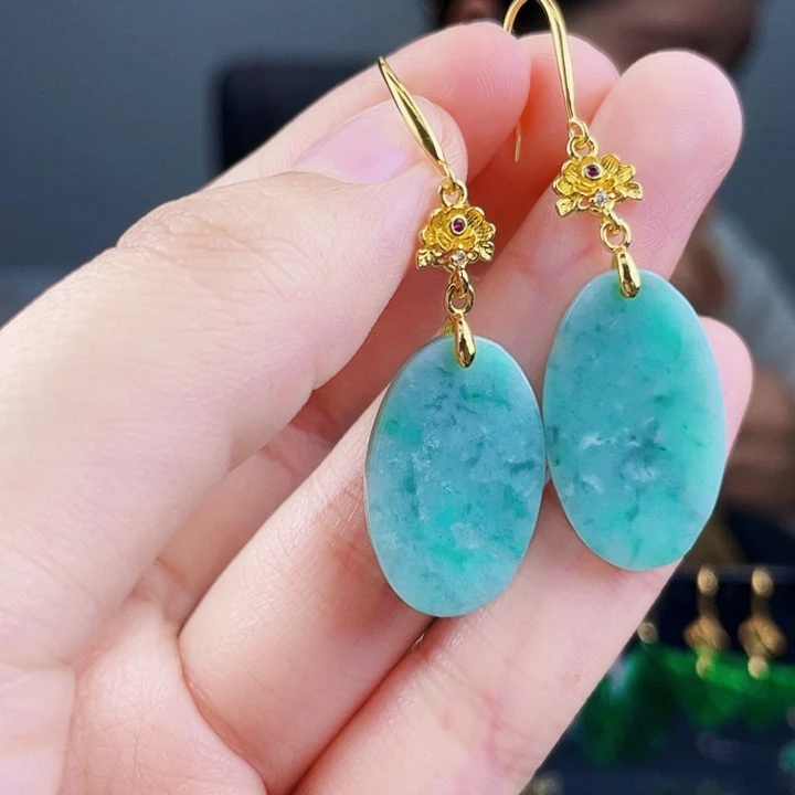 翡翠耳饰未镶嵌饰品