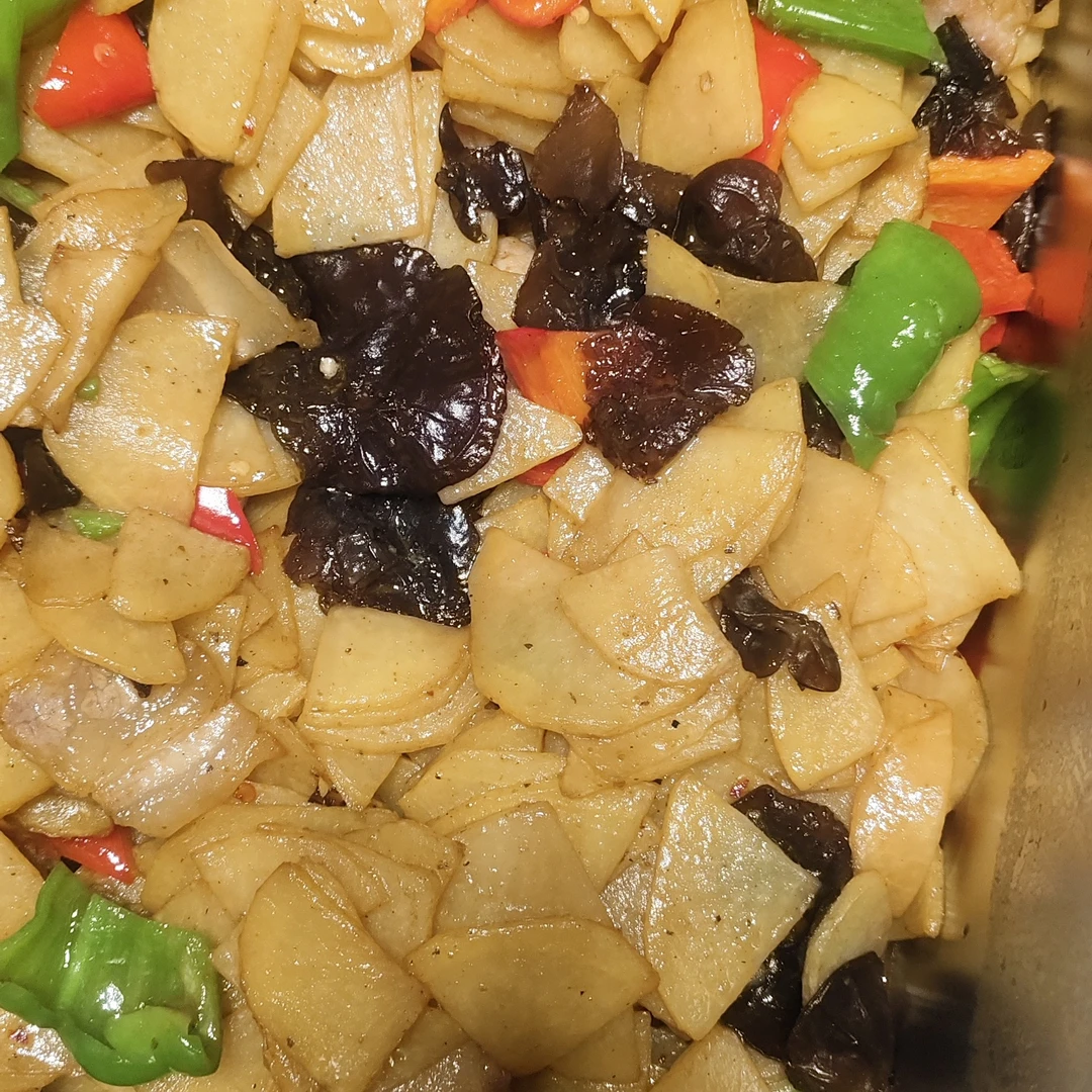 清炒土豆片，清炒土豆片