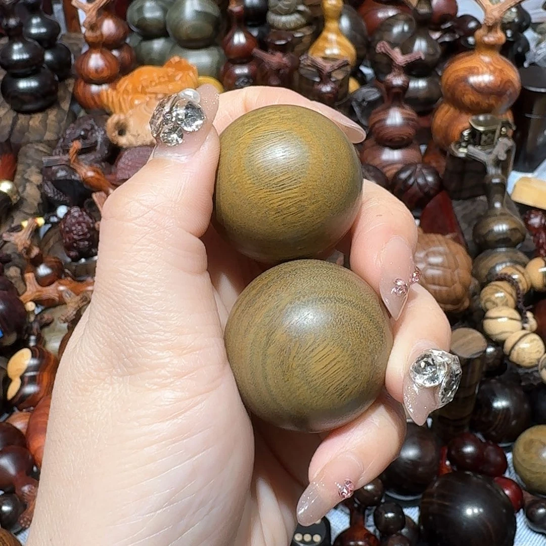 香榧木。**。绿檀3.5手球