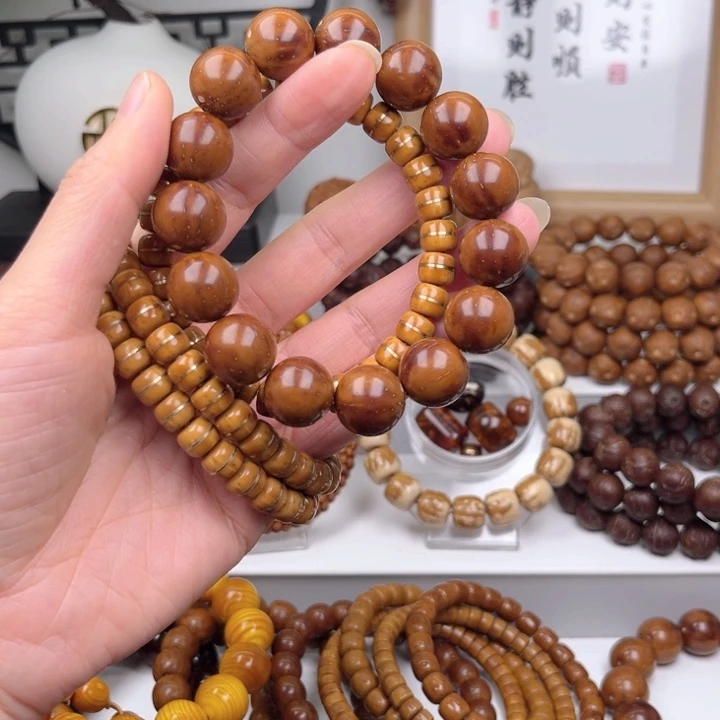 紫金鼠手串付****么紫金鼠一线天