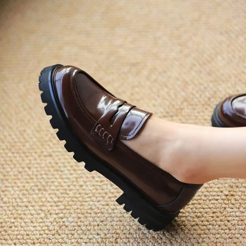 壹家shoes019009开边珠牛皮圆头乐福鞋3公分厚底柔软一脚蹬皮鞋女