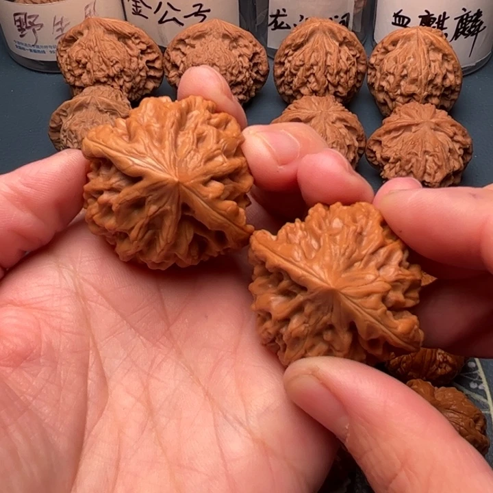 文玩核桃吊坠39龙门涧