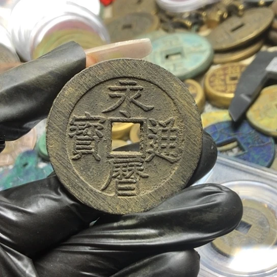 昌***者铜现代仿制工艺品