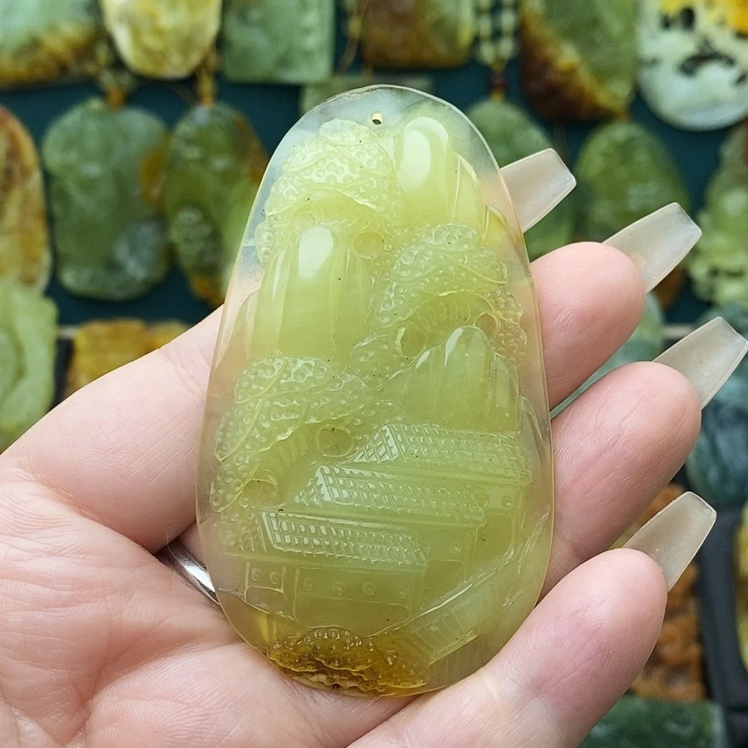 蛇纹石玉未镶嵌颈饰手工山水