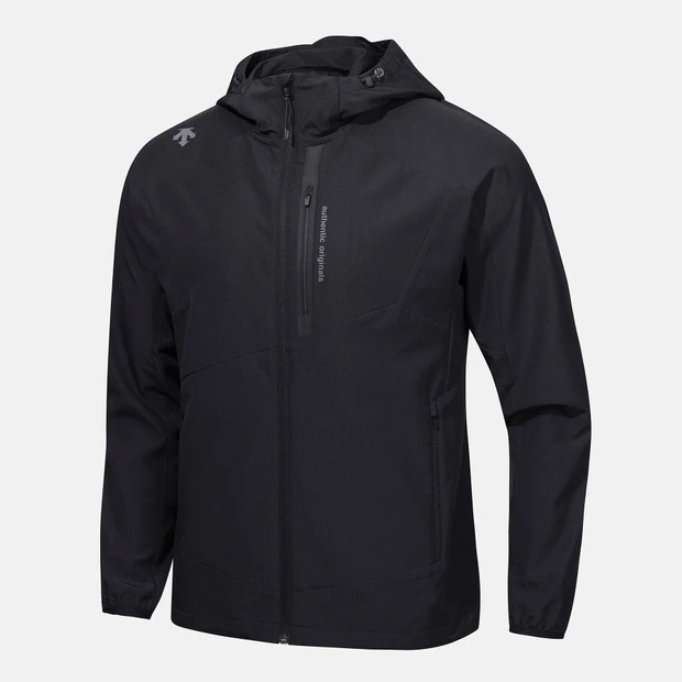 DESCENTE/迪桑特新款韩版户外休闲运动薄款冲锋衣SP321RWB70