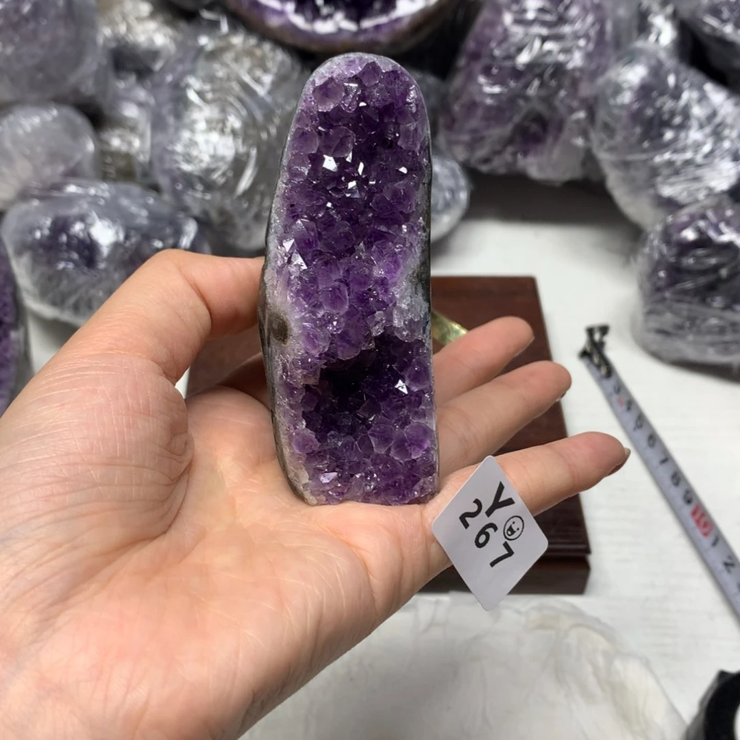 水晶摆件未镶嵌水晶