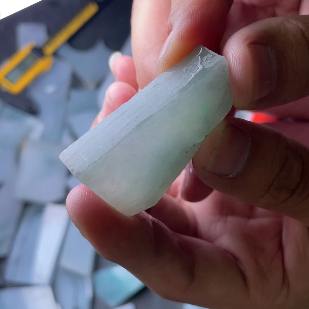 未镶嵌定制翡翠