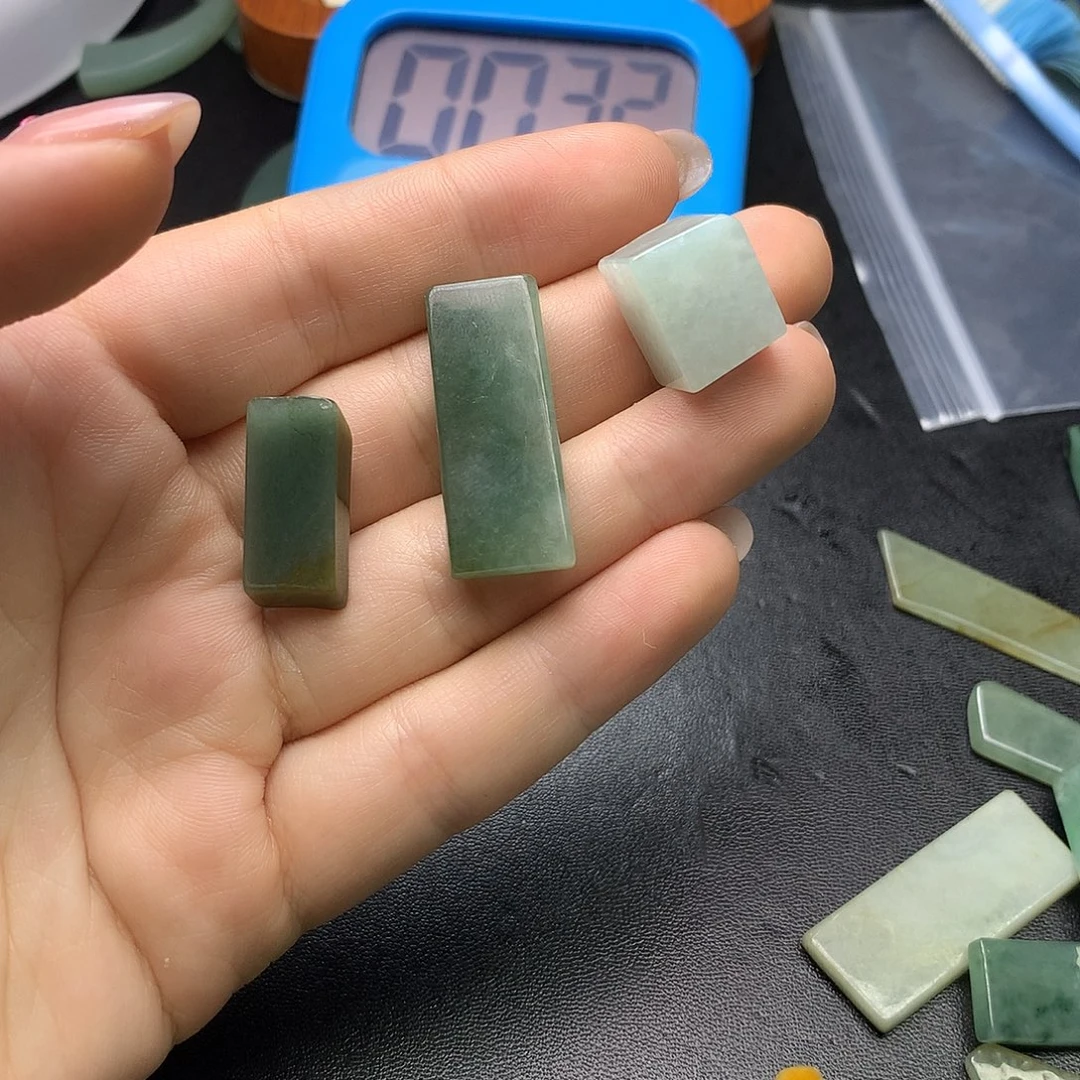 翡翠未镶嵌颈饰翡翠吊坠未镶嵌