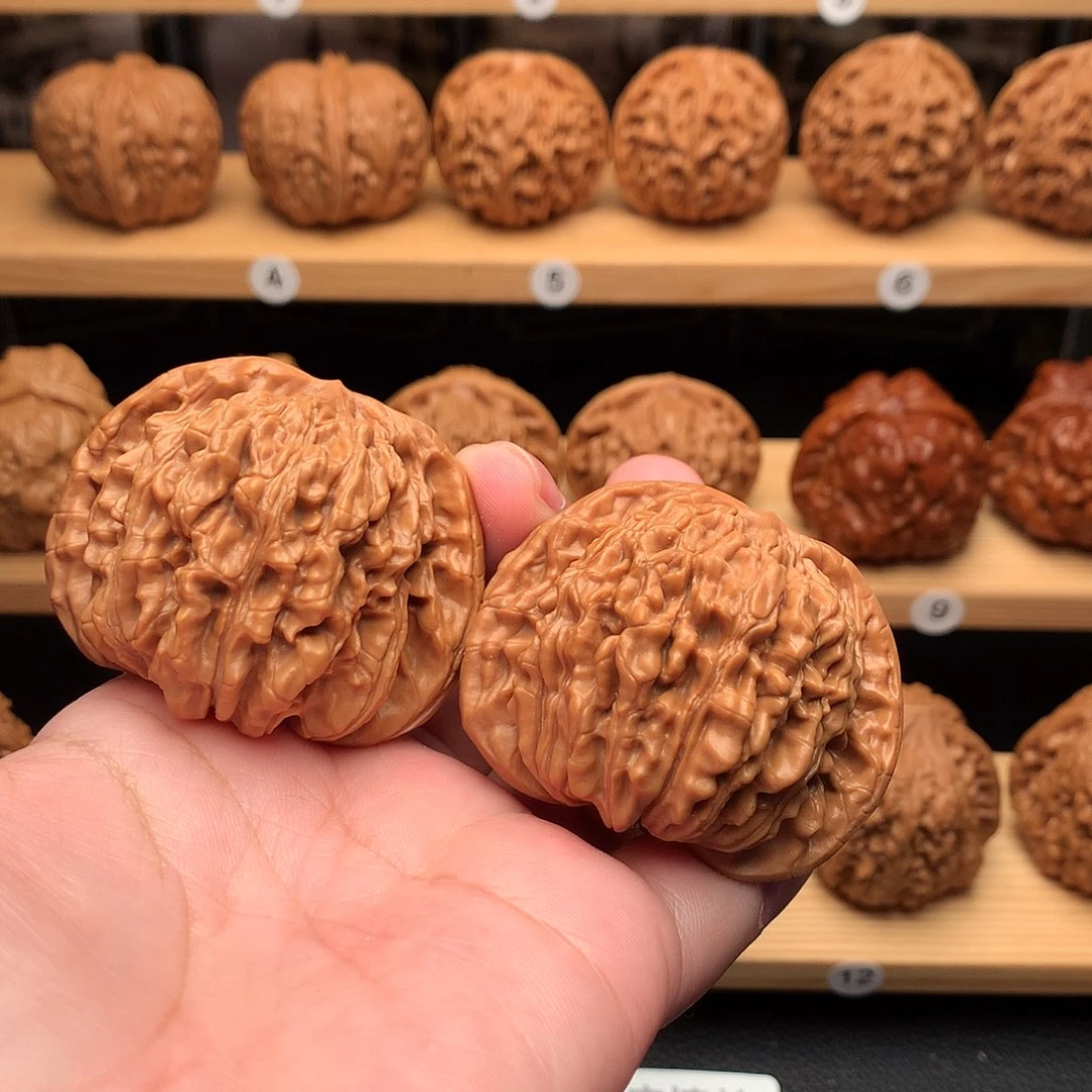 文玩核桃吊坠102号山地楼48+