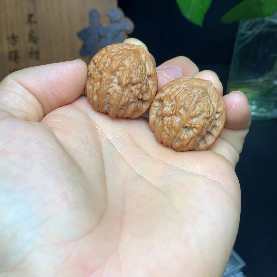文玩核桃把件33小红