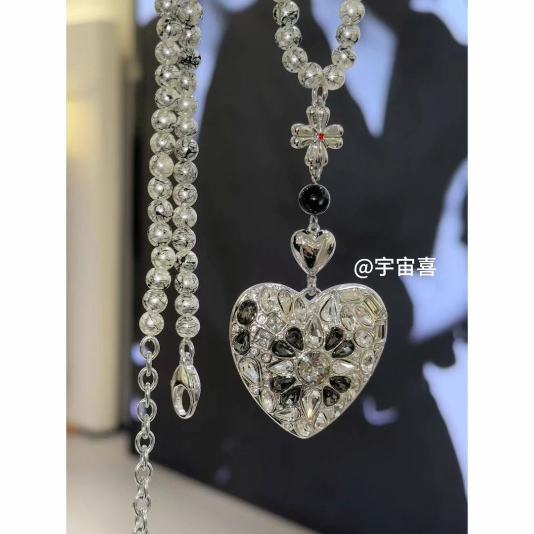 铜合金仿珍珠项链 I1-862【爱心灰锆拼接泼墨贝珠毛衣链长链】