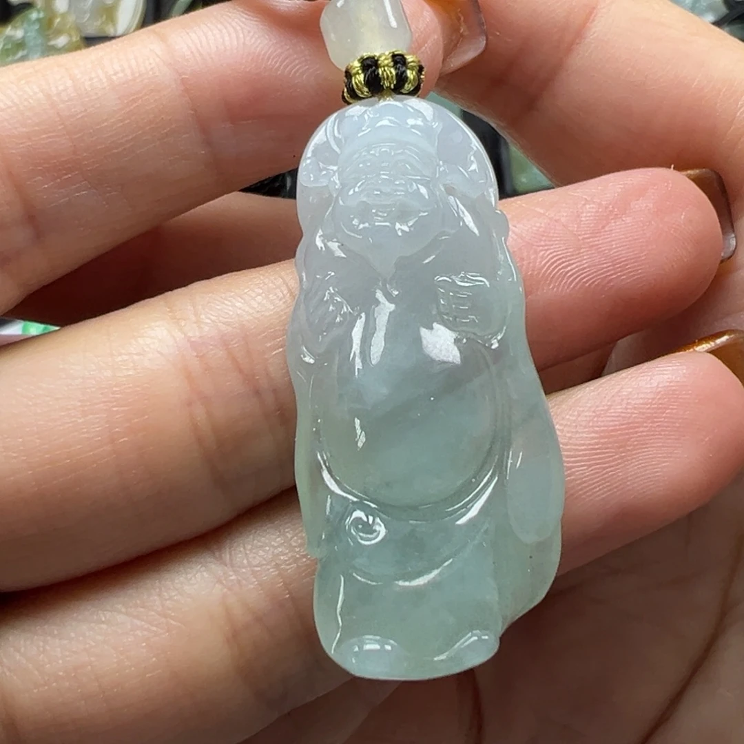 翡翠未镶嵌颈饰财神