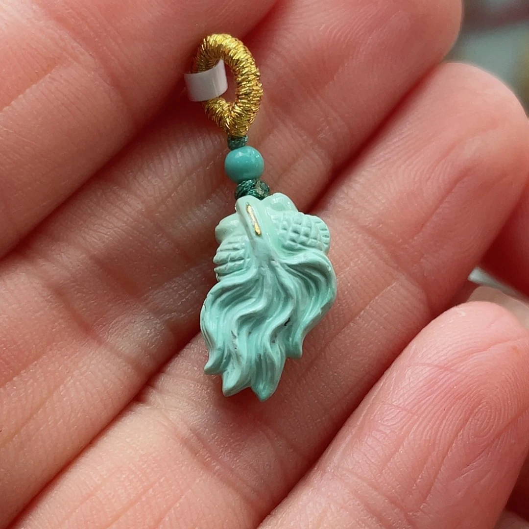 绿松石颈饰未镶嵌