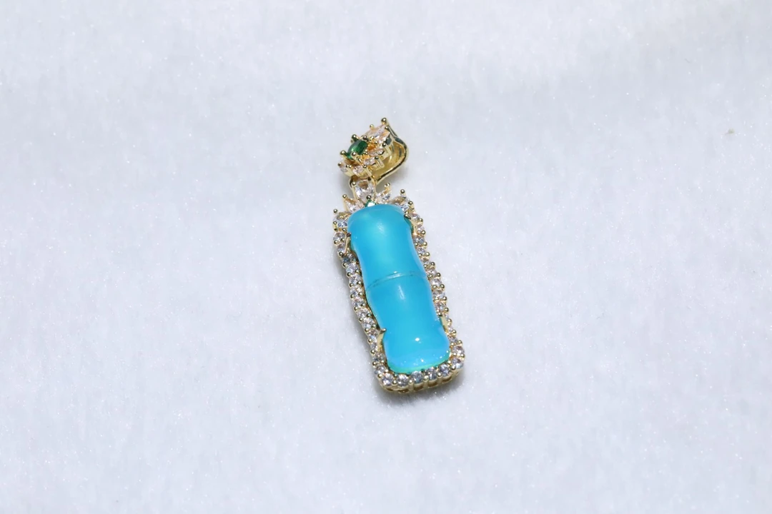 TYDZ710蓝冰翡翠吊坠