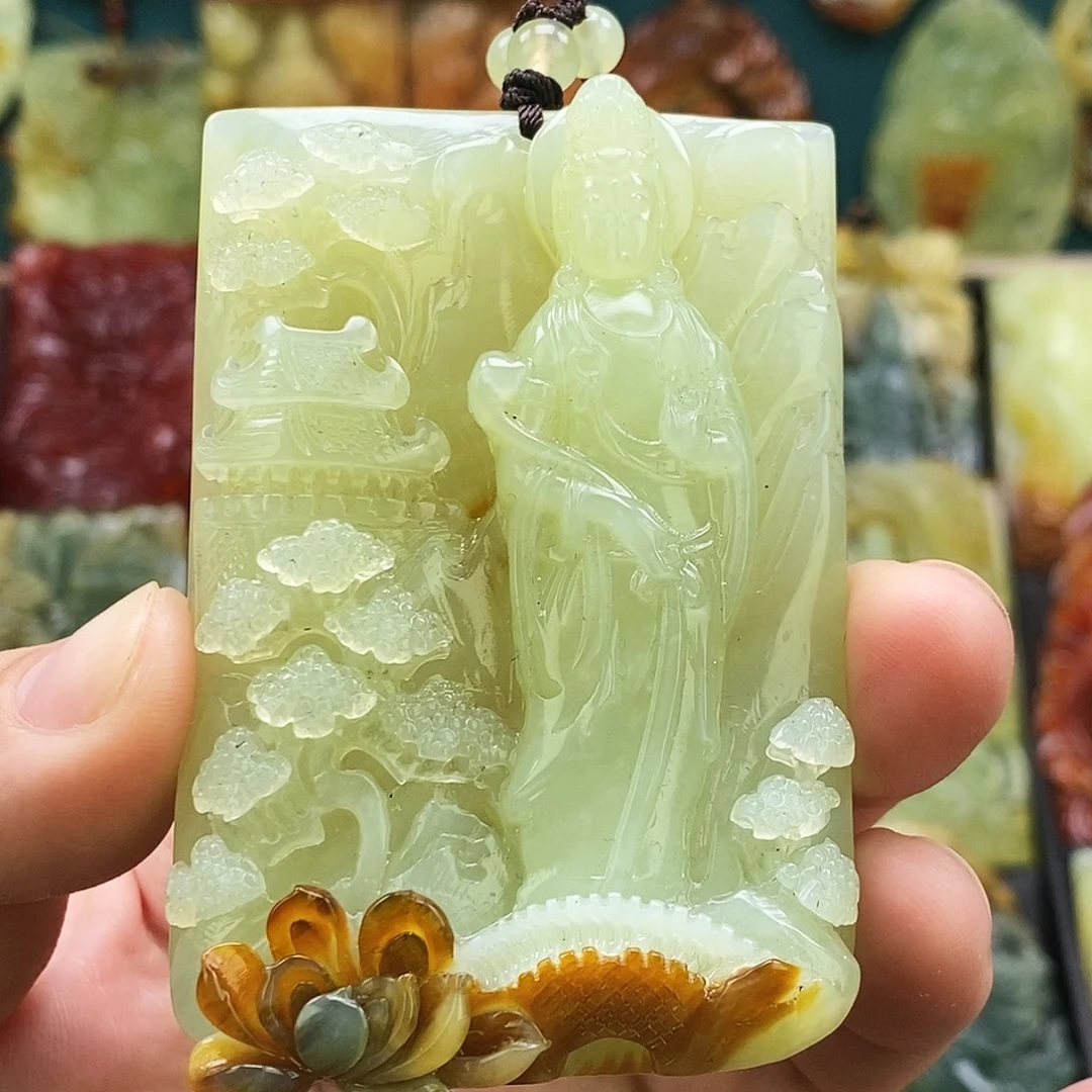 蛇纹石玉未镶嵌颈饰精品步步生莲观音