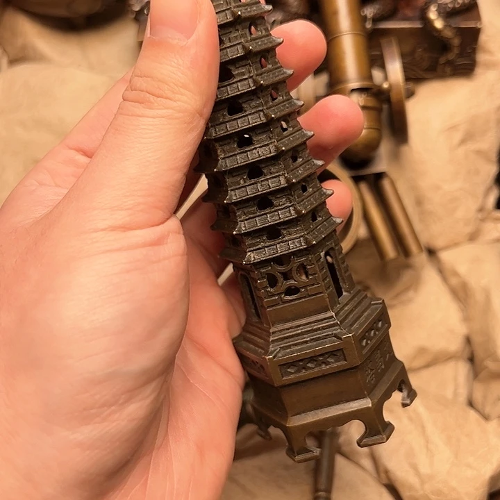 文玩铜器做工精良