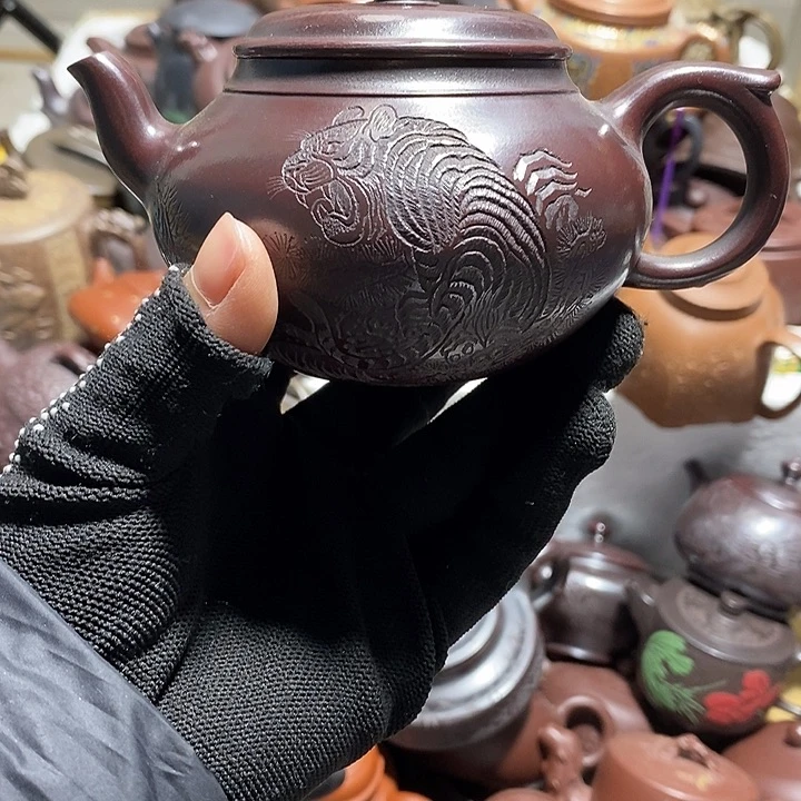 紫砂茶壶微瑕微笑