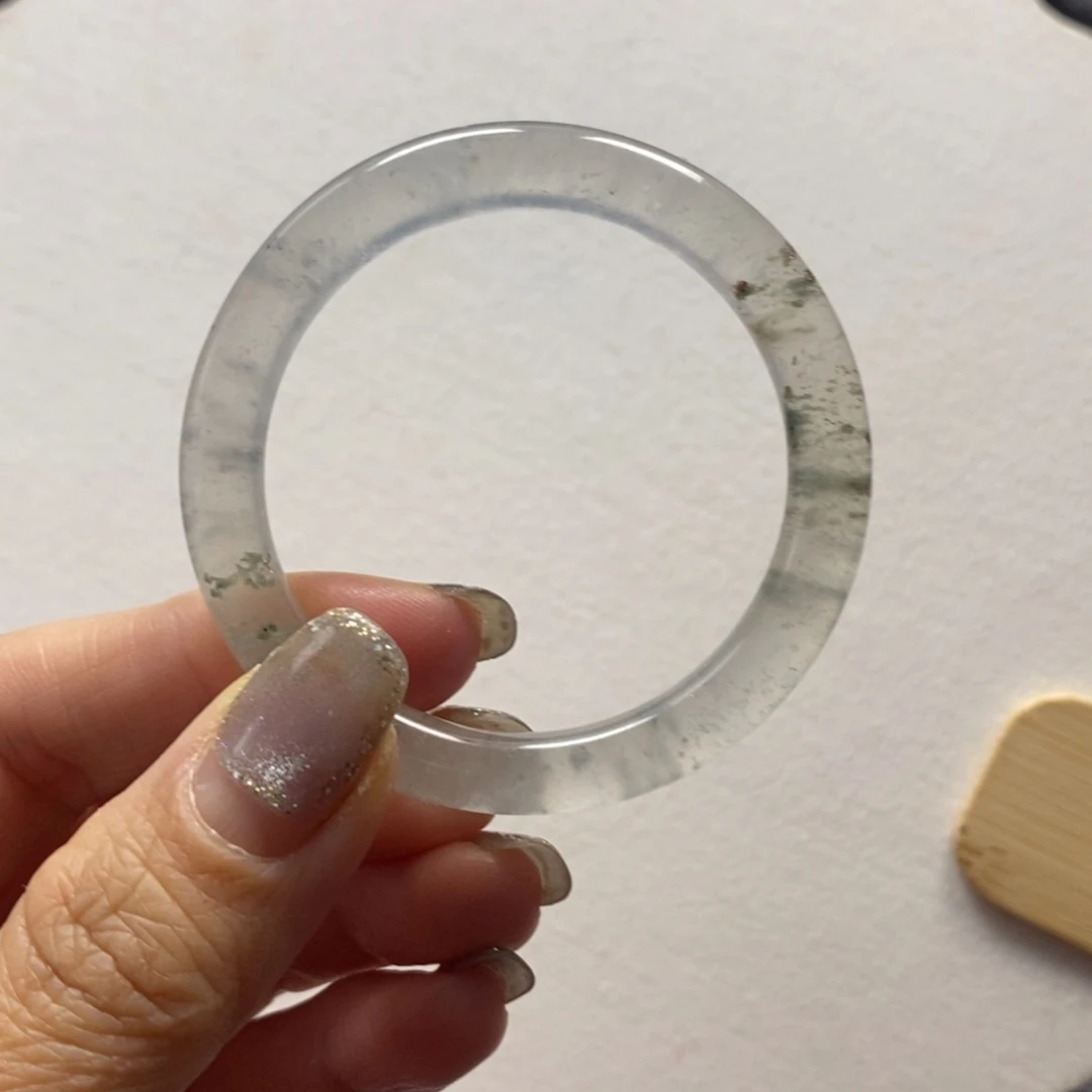 石英质玉未镶嵌手镯42圈童镯特价不退换有漏花
