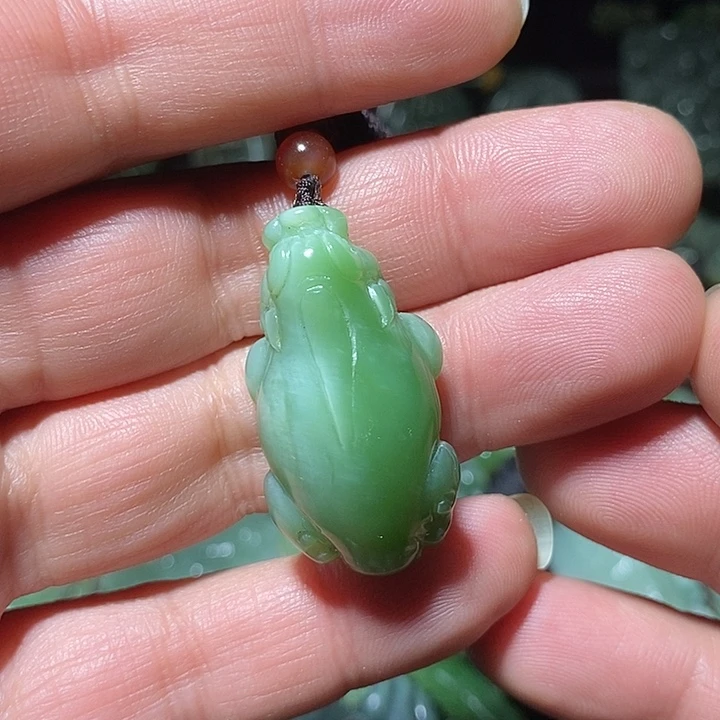 和田玉（糖玉）未镶嵌吊坠(不含链)