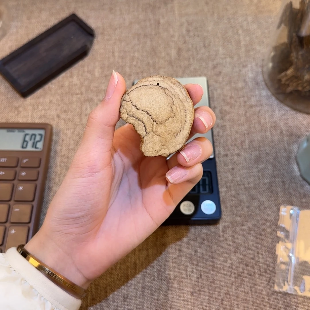 沉香达拉干5.6克吊坠