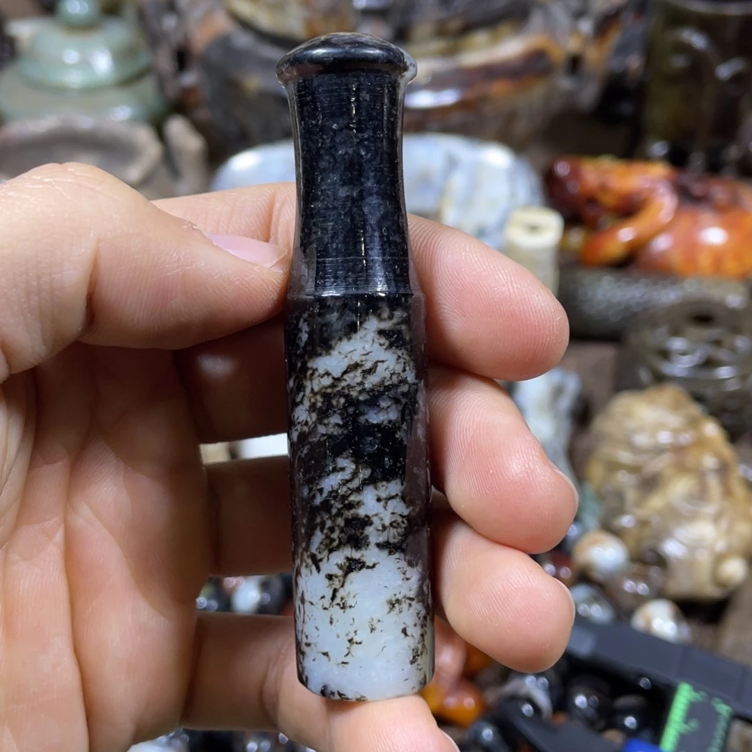 和田玉吊坠(不含链)未镶嵌一***。