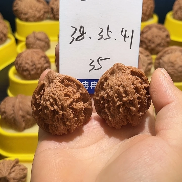 把件桃核满天星全品