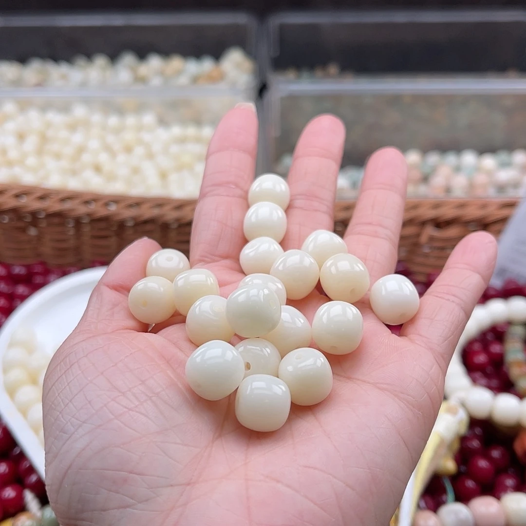 白玉菩提吊坠Q/11mm/100+10颗