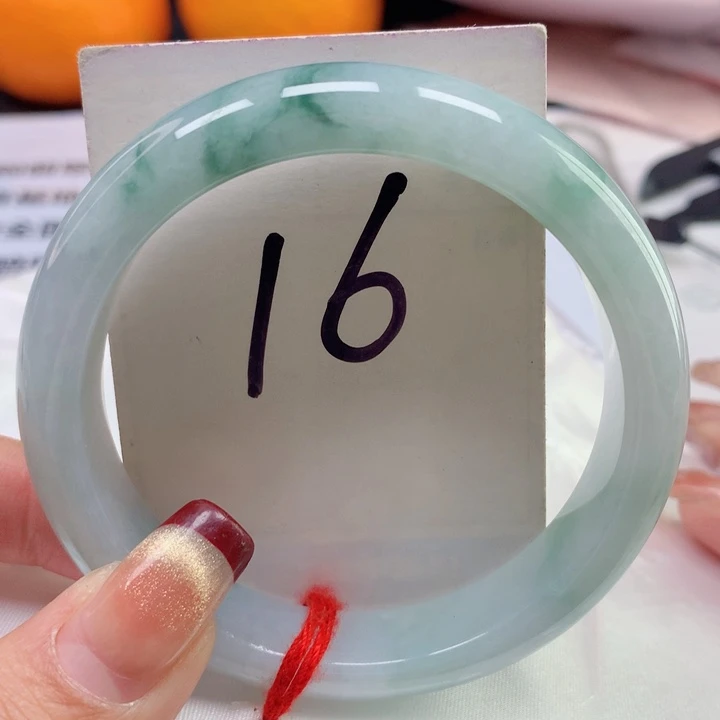 翡翠手镯未镶嵌天然翡翠57圈口