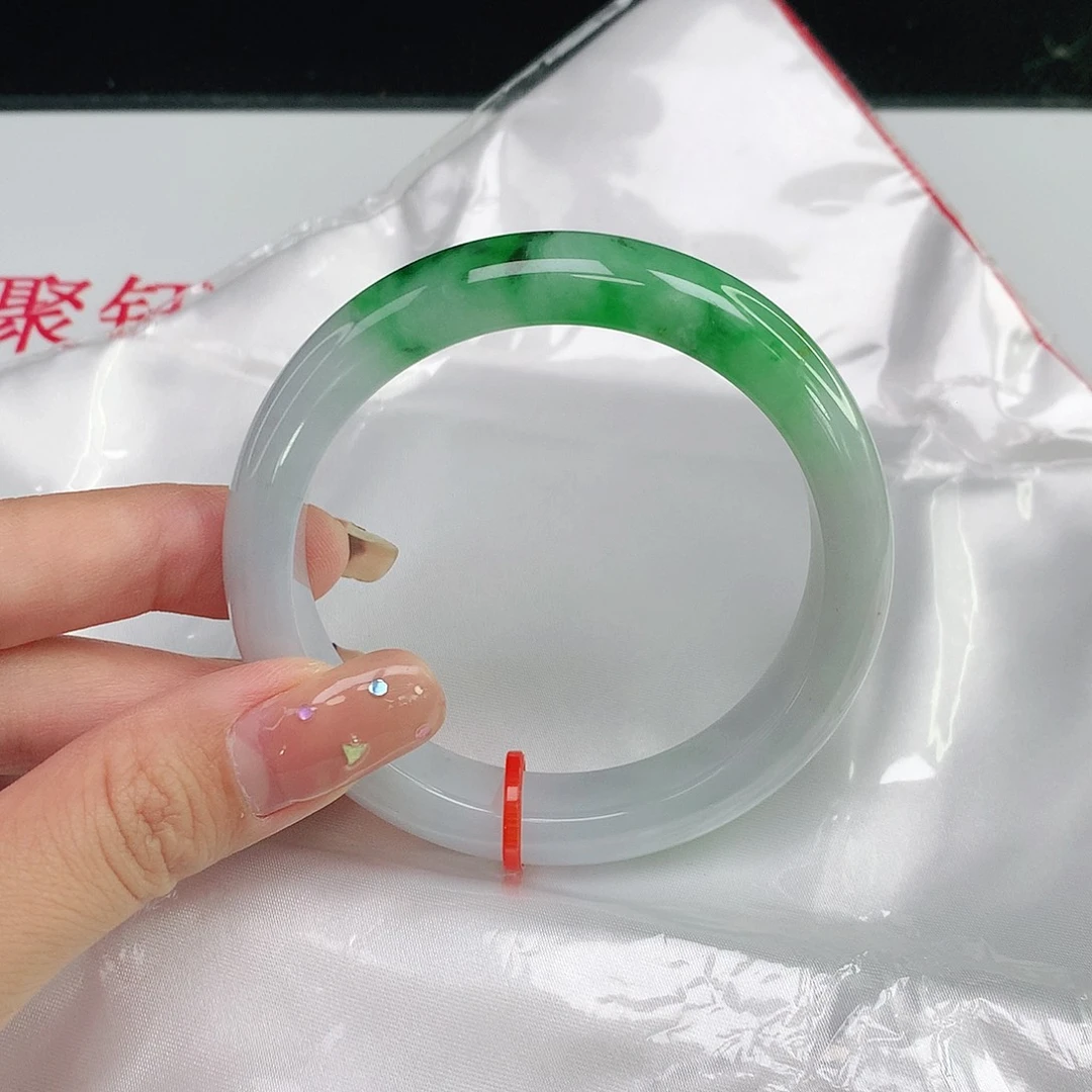 未镶嵌手镯翡翠523